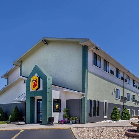 Super 8 By Wyndham Kansas City At Barry Road/Airport Экстерьер фото