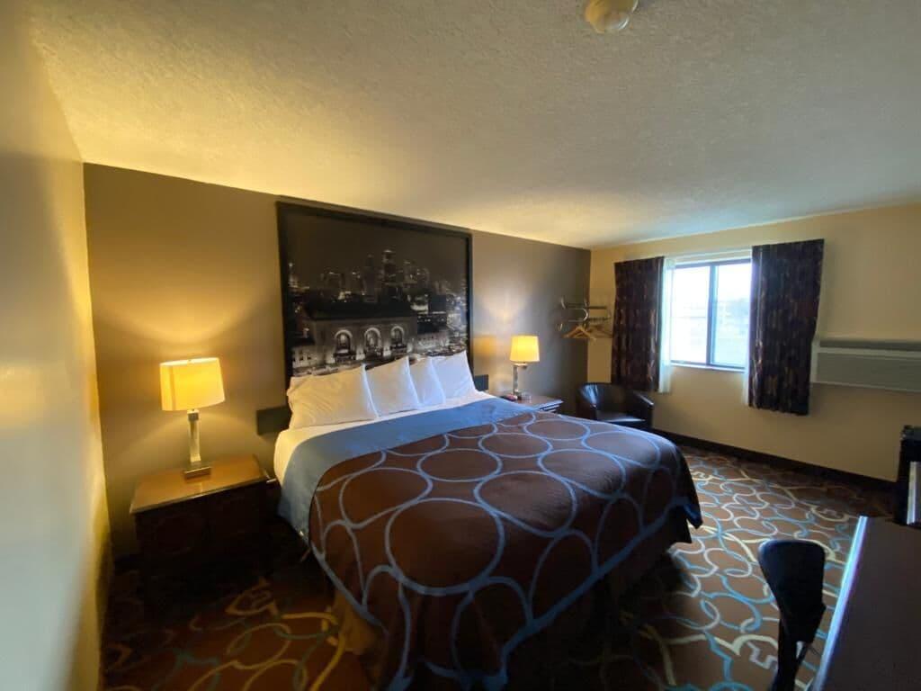 Super 8 By Wyndham Kansas City At Barry Road/Airport Экстерьер фото