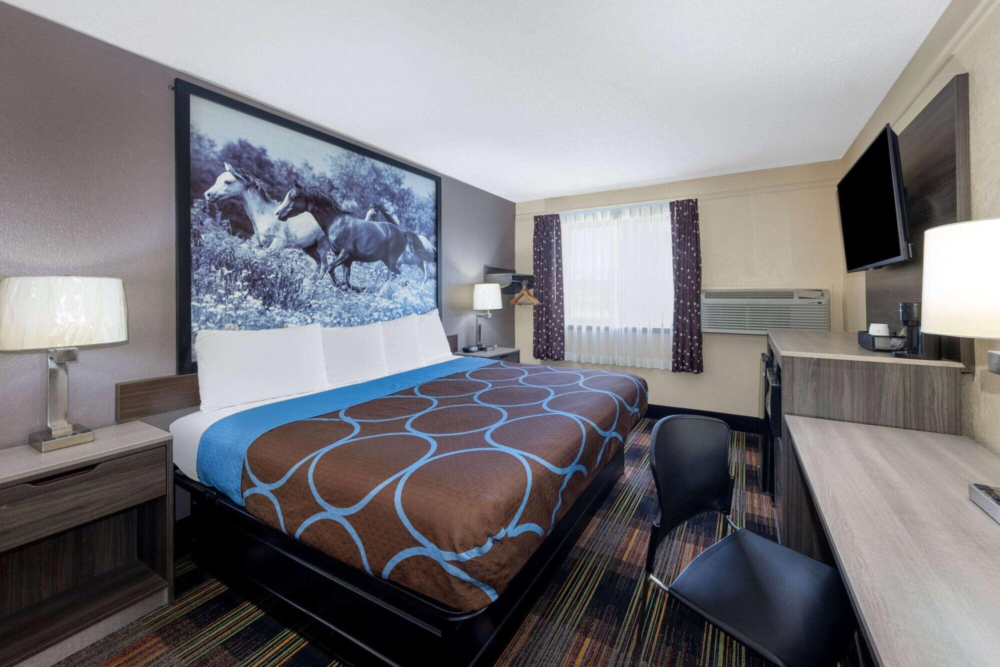 Super 8 By Wyndham Kansas City At Barry Road/Airport Экстерьер фото