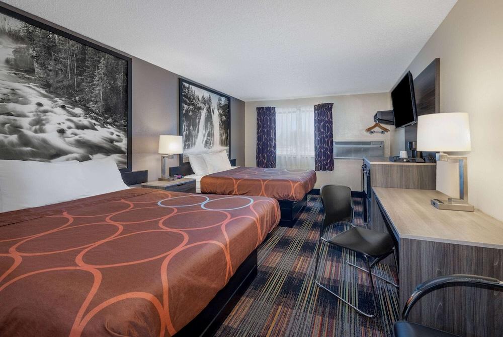 Super 8 By Wyndham Kansas City At Barry Road/Airport Экстерьер фото